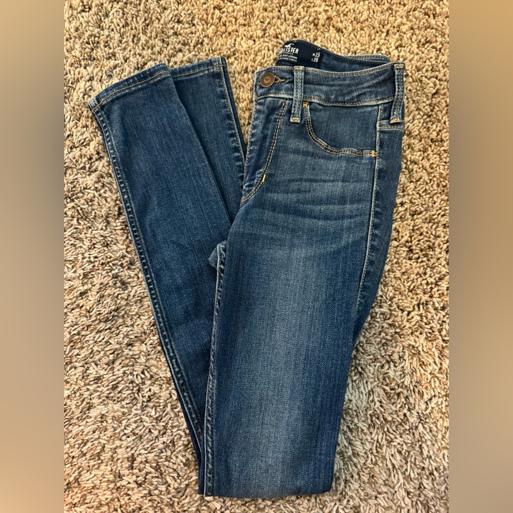 Hollister Mid-Rise Jean Leggings